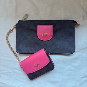 COACH leather wallet/clutch with coin pouch 🎀👛 - NEVER USED